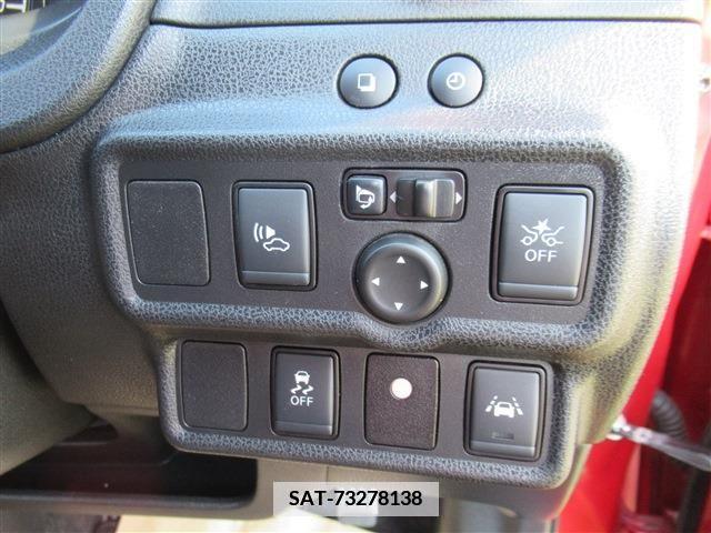 Nissan NOTE 2019-01 365449-15