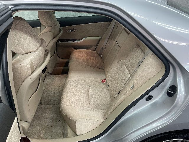 Toyota CROWN SEDAN 2011-12 192780-18