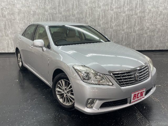 Toyota CROWN SEDAN 2011-12 192780-6