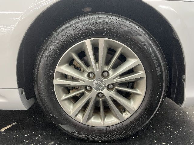 Toyota CROWN SEDAN 2011-12 192780-25