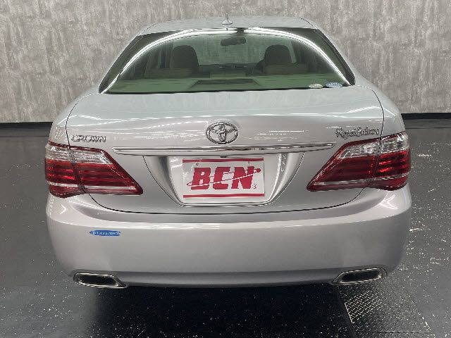 Toyota CROWN SEDAN 2011-12 192780-2
