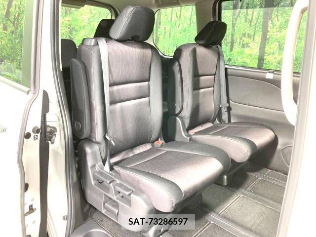 Nissan SERENA 2019-05 284136-12