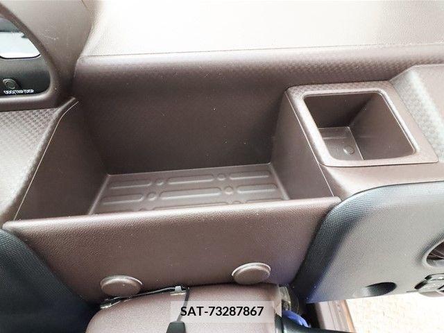 Toyota SPADE 2015-03 213608-11