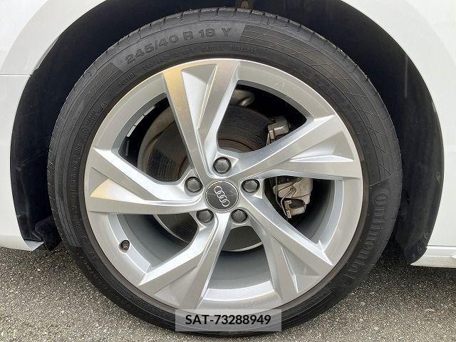 Audi A4 2019-07 207227-5