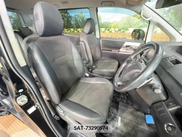 Toyota VOXY 2013-06 321335-13