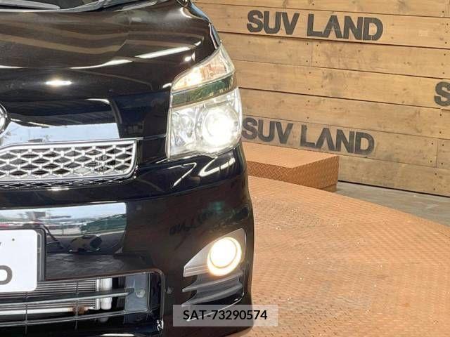 Toyota VOXY 2013-06 321335-9