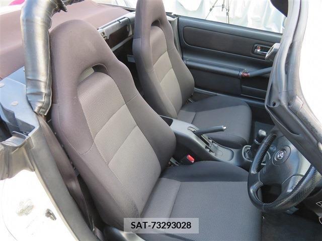 Toyota MR-S 2005-01 252331-7