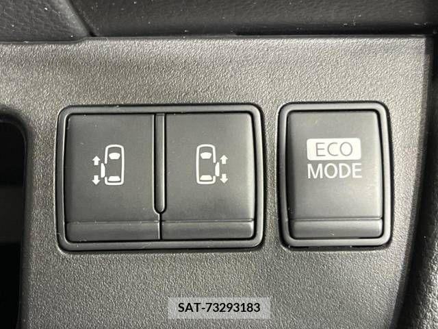 Nissan SERENA 2012-03 337750-4