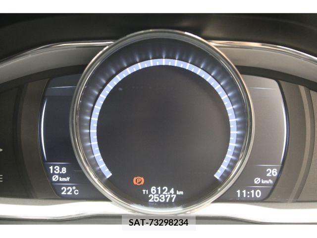 Volvo V60 2018-02 320512-3
