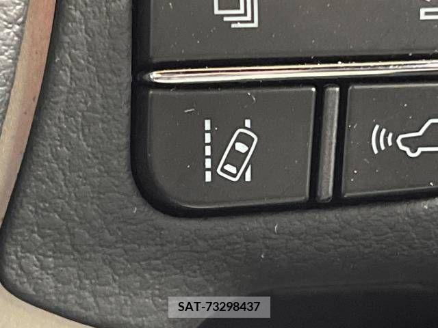 Lexus NX 2021-09 300558-7