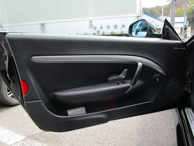 Maserati GranCabrio 2012-08 1060-24