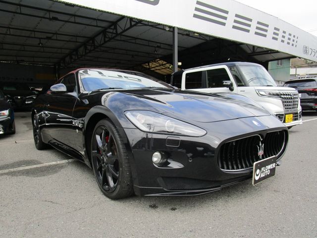 Maserati GranCabrio 2012-08 1060-3