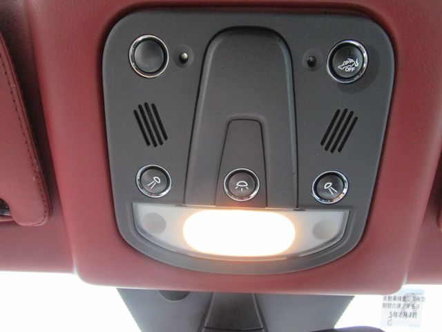 Maserati GranCabrio 2012-08 1060-27