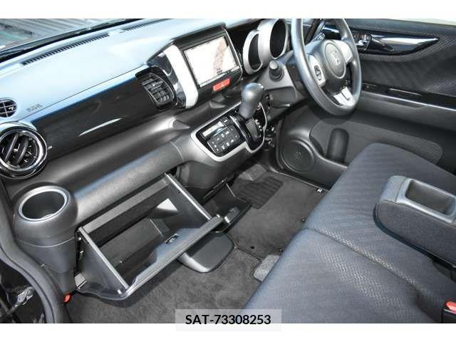 Honda N BOX CUSTOM 2012-11 208759-6