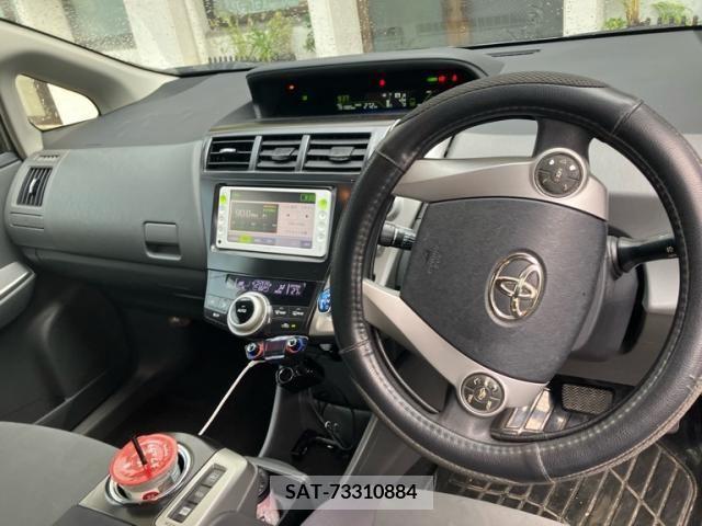 Toyota PRIUS ALPHA 2011-10 393503-12