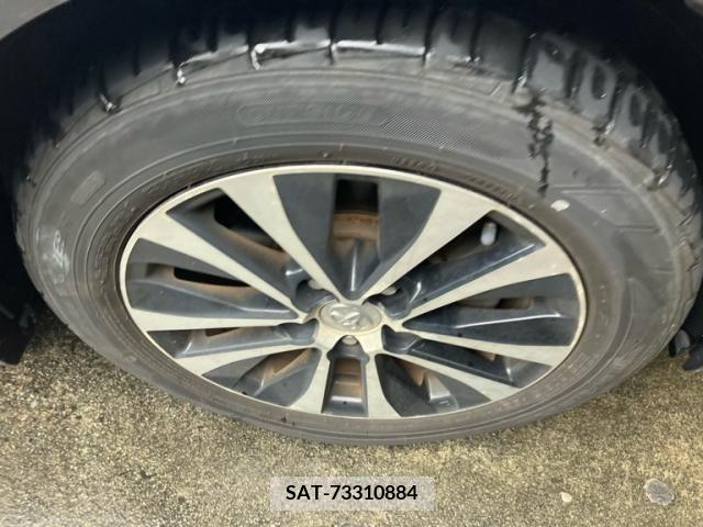 Toyota PRIUS ALPHA 2011-10 393503-2