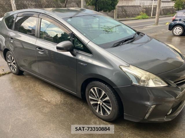 Toyota PRIUS ALPHA 2011-10 393503-1