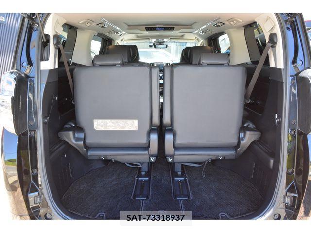 Toyota VELLFIRE 2019-05 288041-19