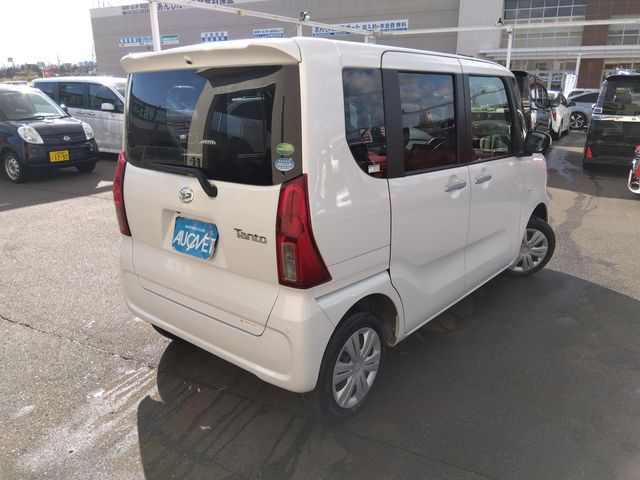 Daihatsu TANTO 2019-11 27335-1