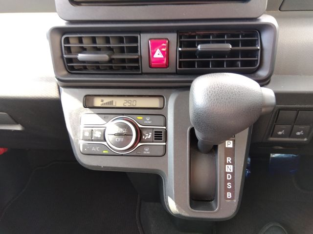 Daihatsu TANTO 2019-11 27335-17