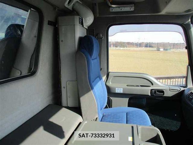 Isuzu GIGA 2013-02 270765-9