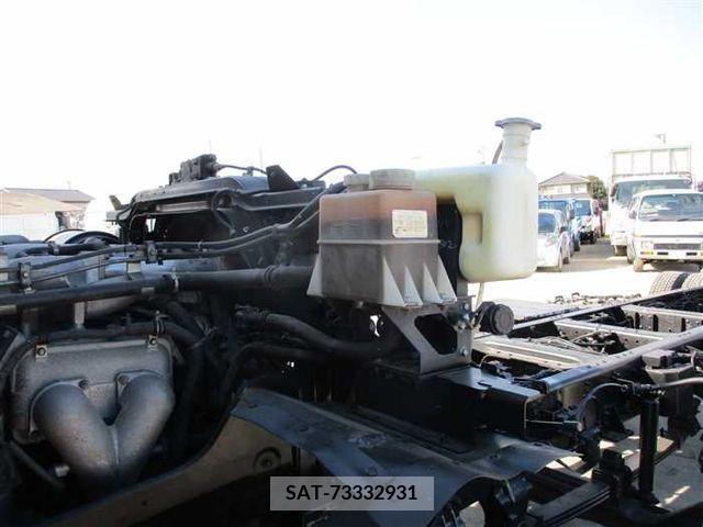 Isuzu GIGA 2013-02 270765-25