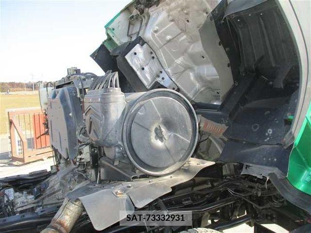 Isuzu GIGA 2013-02 270765-23