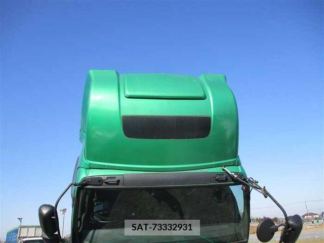 Isuzu GIGA 2013-02 270765-24