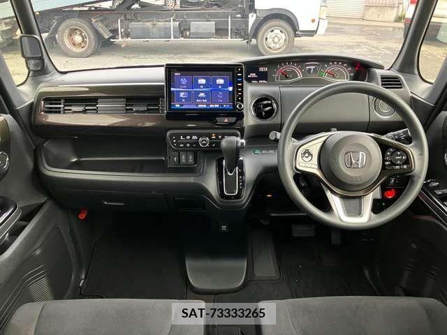 Honda N BOX 2019-04 278843-5