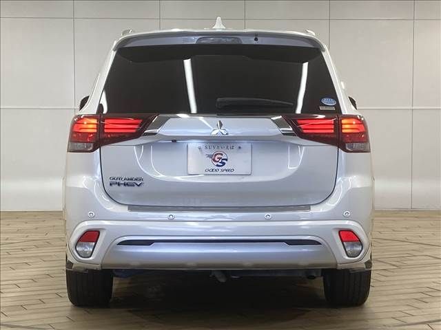 Mitsubishi OUTLANDER PHEV 2018-11 22712-14