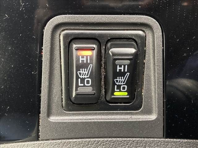 Mitsubishi OUTLANDER PHEV 2018-11 22712-8