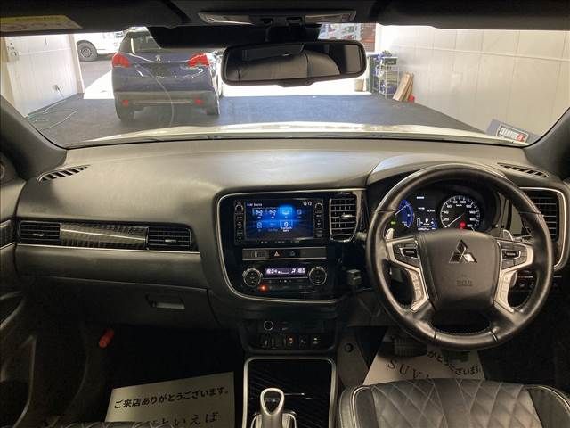 Mitsubishi OUTLANDER PHEV 2018-11 22712-1