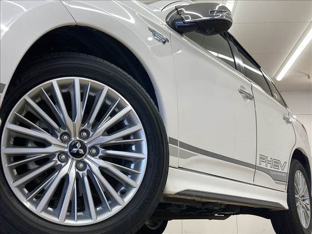 Mitsubishi OUTLANDER PHEV 2018-11 22712-19