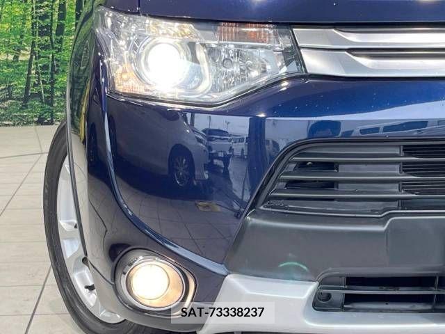 Mitsubishi OUTLANDER 2014-10 281112-13
