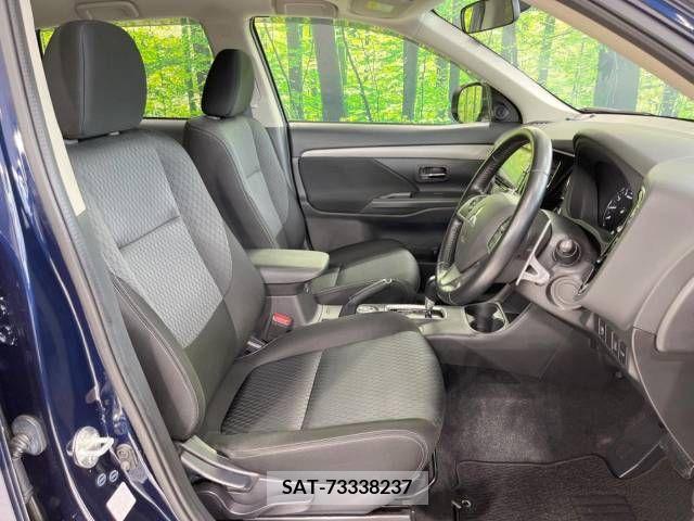 Mitsubishi OUTLANDER 2014-10 281112-8