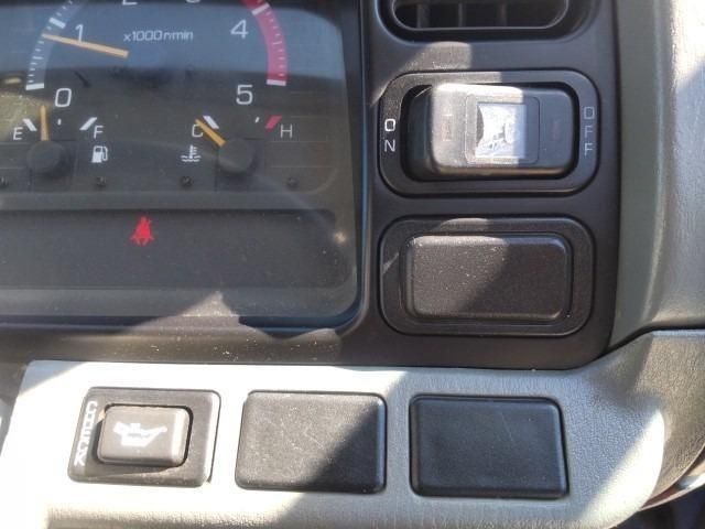MITSUBISHI FUSO Fighter 1998-04 12863-9