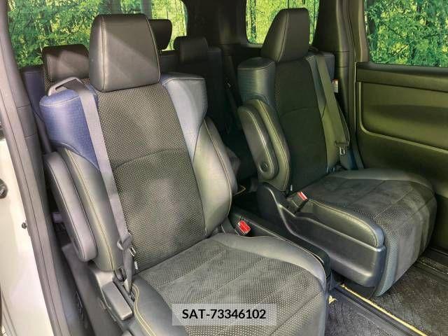 Toyota VELLFIRE 2016-09 369672-10