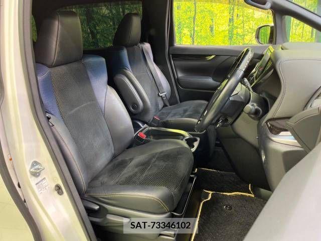 Toyota VELLFIRE 2016-09 369672-9