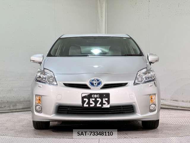 Toyota PRIUS 2011-09 224808-6