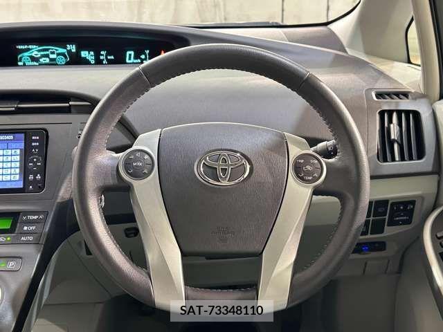 Toyota PRIUS 2011-09 224808-13