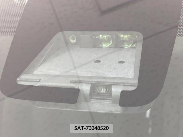 Toyota VOXY 2019-01 321596-2