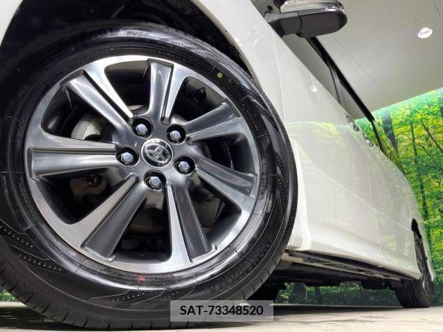 Toyota VOXY 2019-01 321596-14
