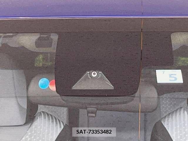 Toyota PRIUS 2016-05 322331-4