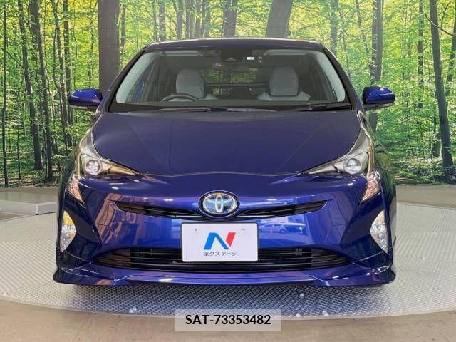Toyota PRIUS 2016-05 322331-14