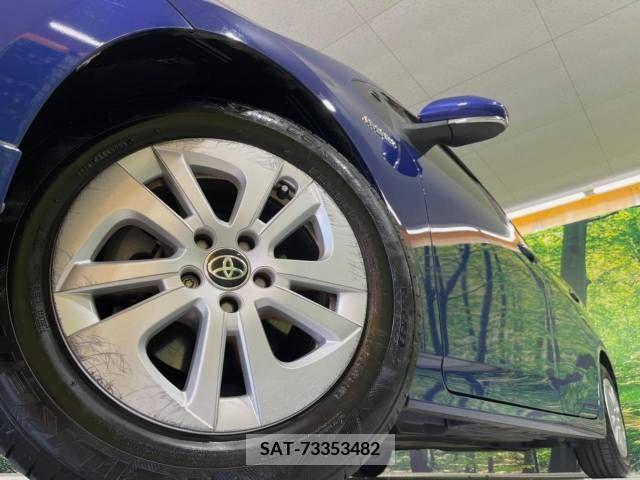 Toyota PRIUS 2016-05 322331-13