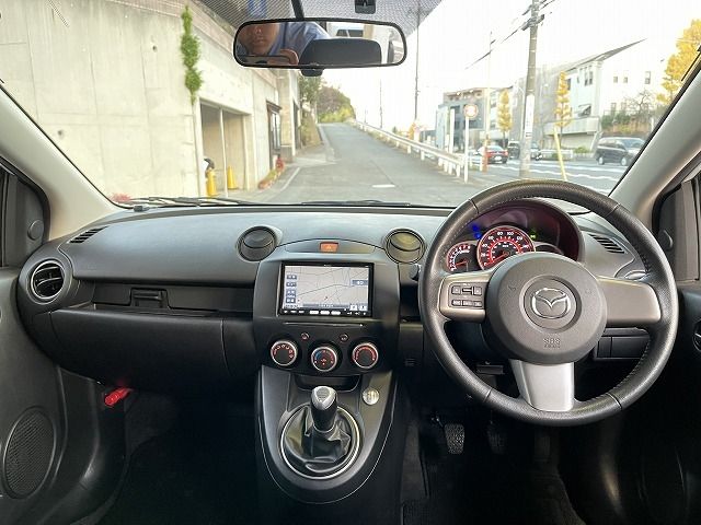 Mazda DEMIO 2012-11 196699-1