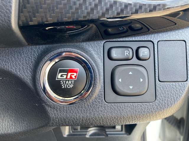 Toyota VITZ 2018-08 7722-14