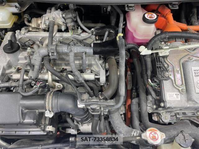 Toyota AQUA 2020-05 213516-18