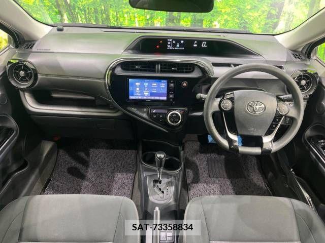 Toyota AQUA 2020-05 213516-1