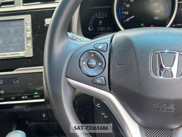 Honda FIT 2018-06 335564-19